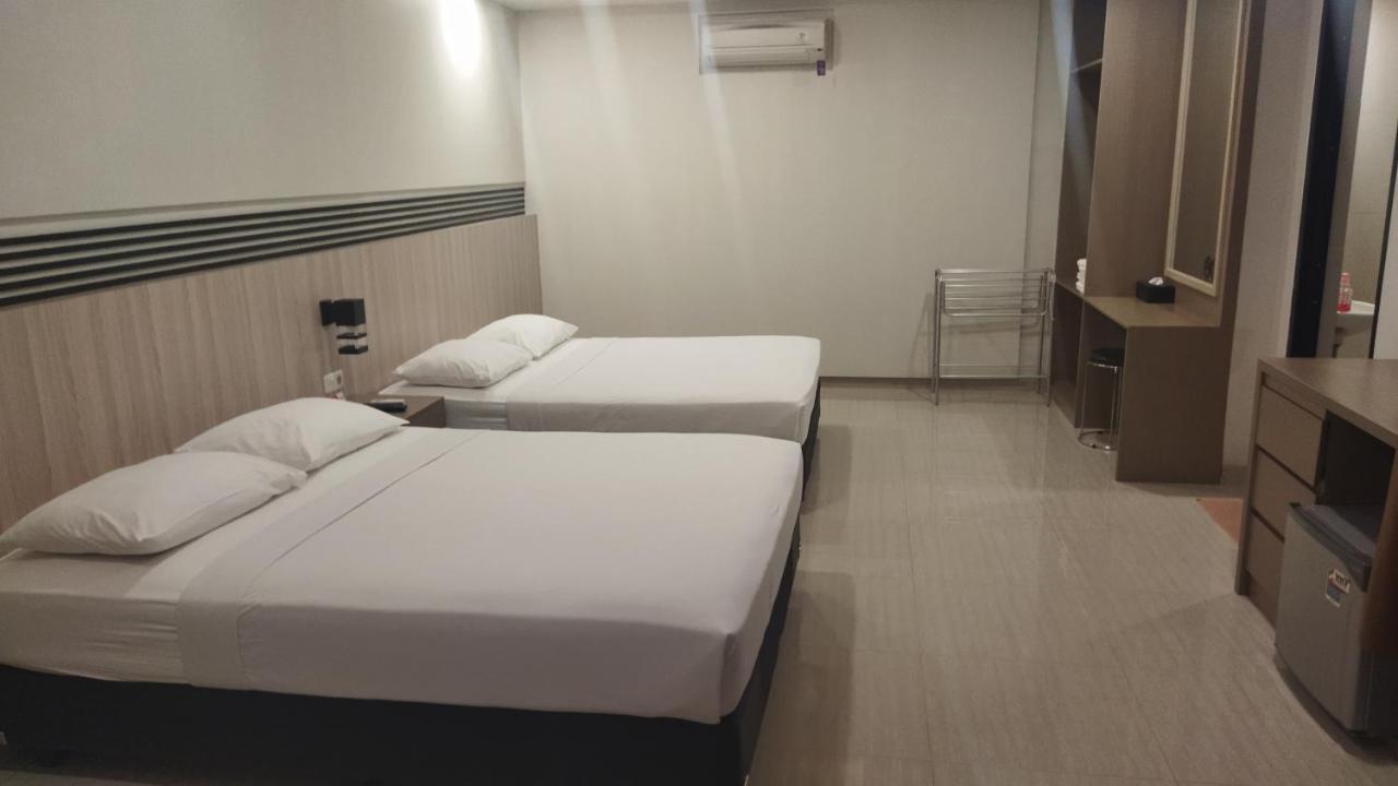 Yobel Hotel Джокякарта Екстериор снимка